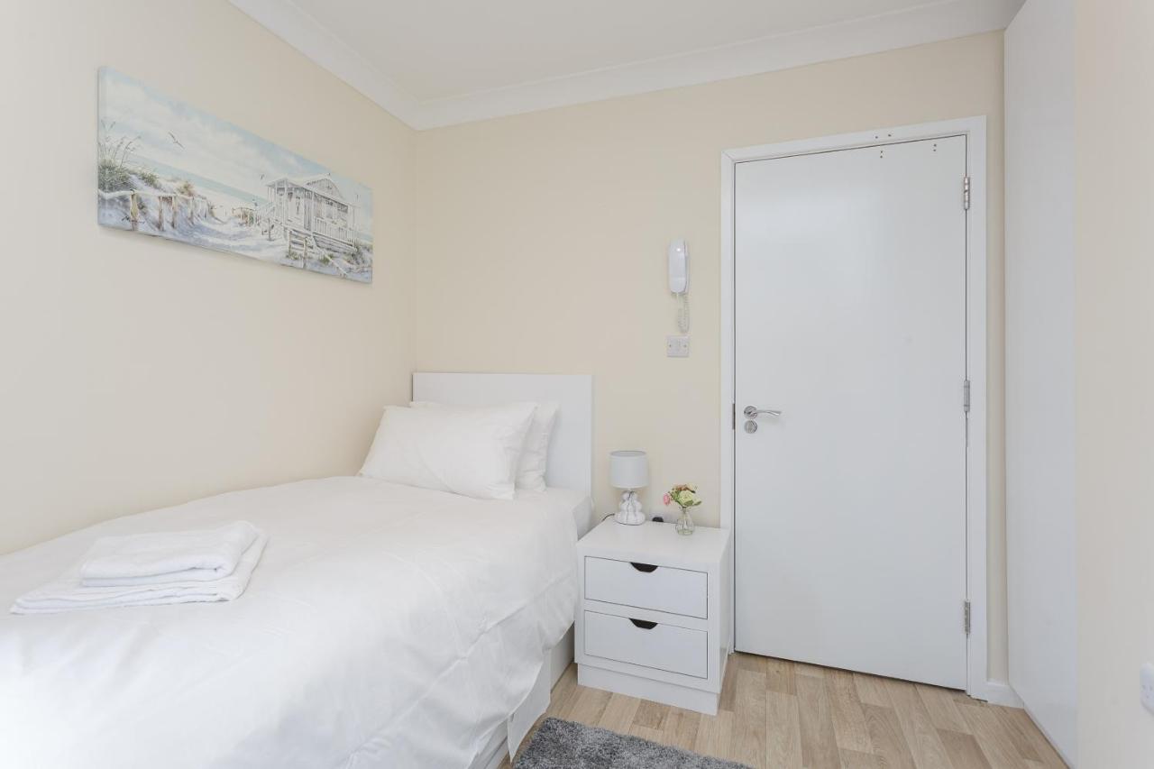 Blackberry - Stylish Self-Contained Flats In Soton City Centre Саутхамптън Стая снимка