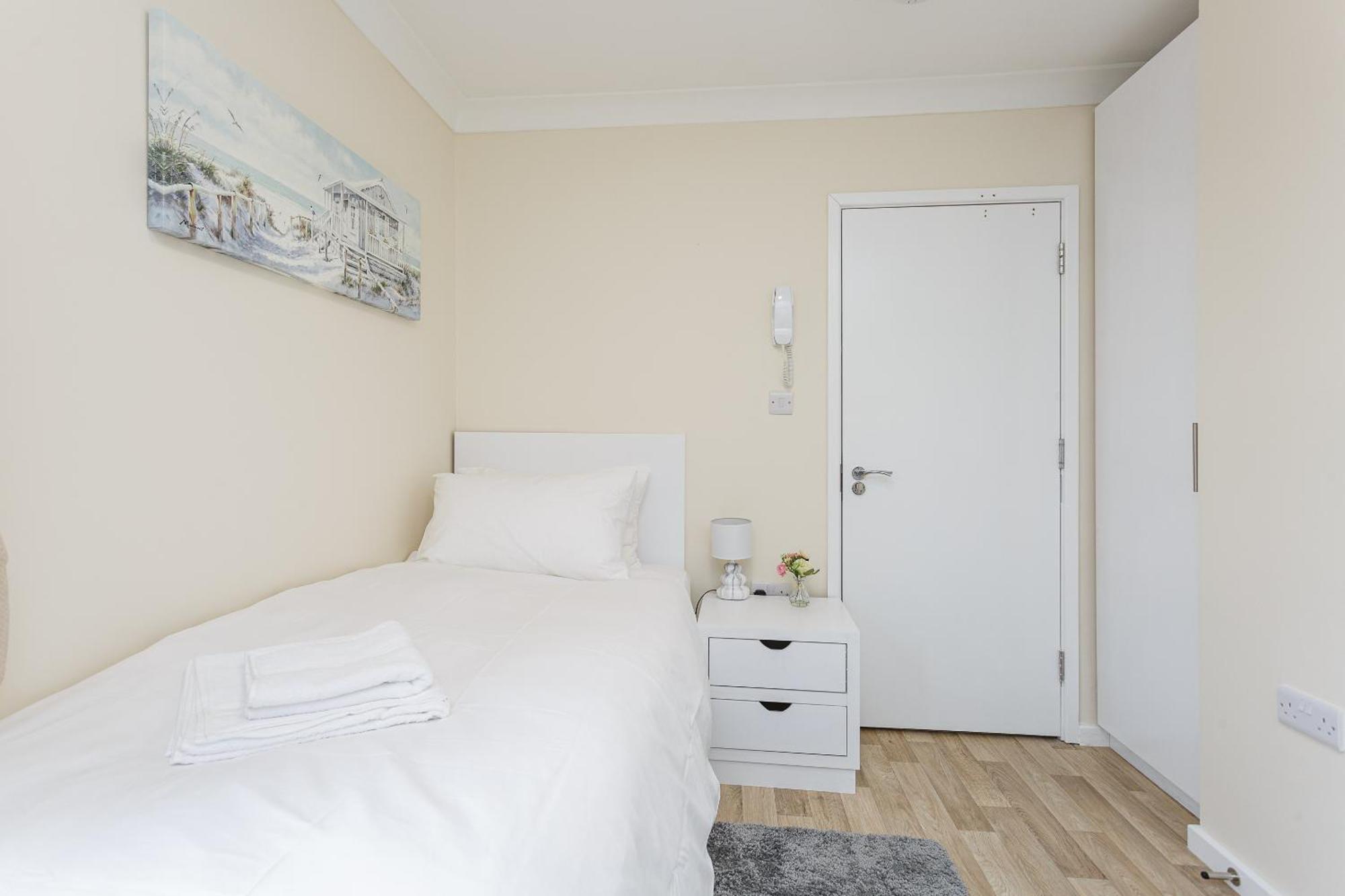 Blackberry - Stylish Self-Contained Flats In Soton City Centre Саутхамптън Стая снимка